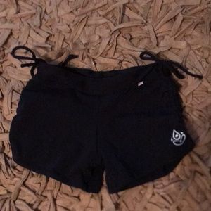 Shakti Yoga Shorts Medium